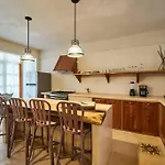 Safari 2Bdr Apt Best Location
